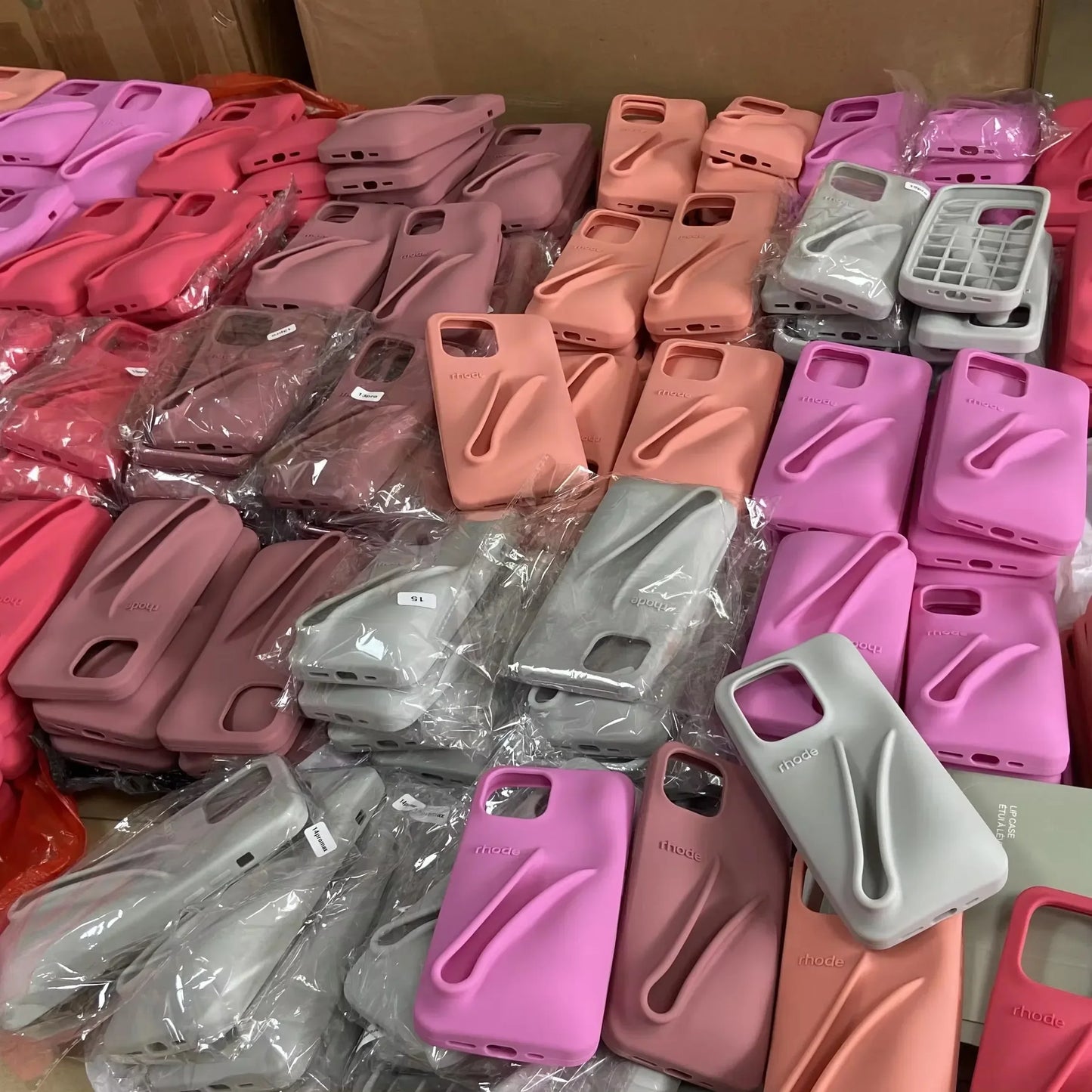 Iphone 13, 13 Pro & 13 Pro Max Cover with Lipstick and Gloss Pocket